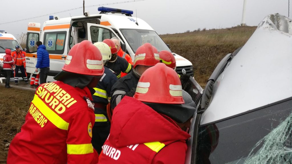 Accident grav in Dusestio victima incarcerata