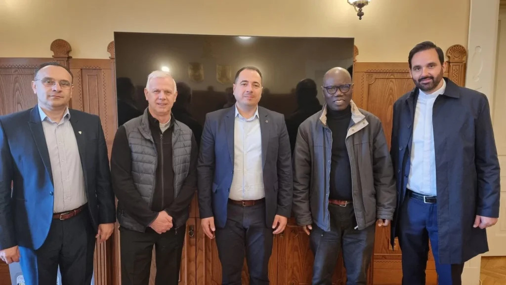 Reprezentantii Congregatiei Don Orione la Primaria Oradea