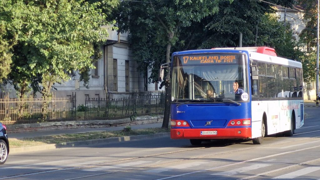 Reluarea circulatiei pe liniile 10 si 10H