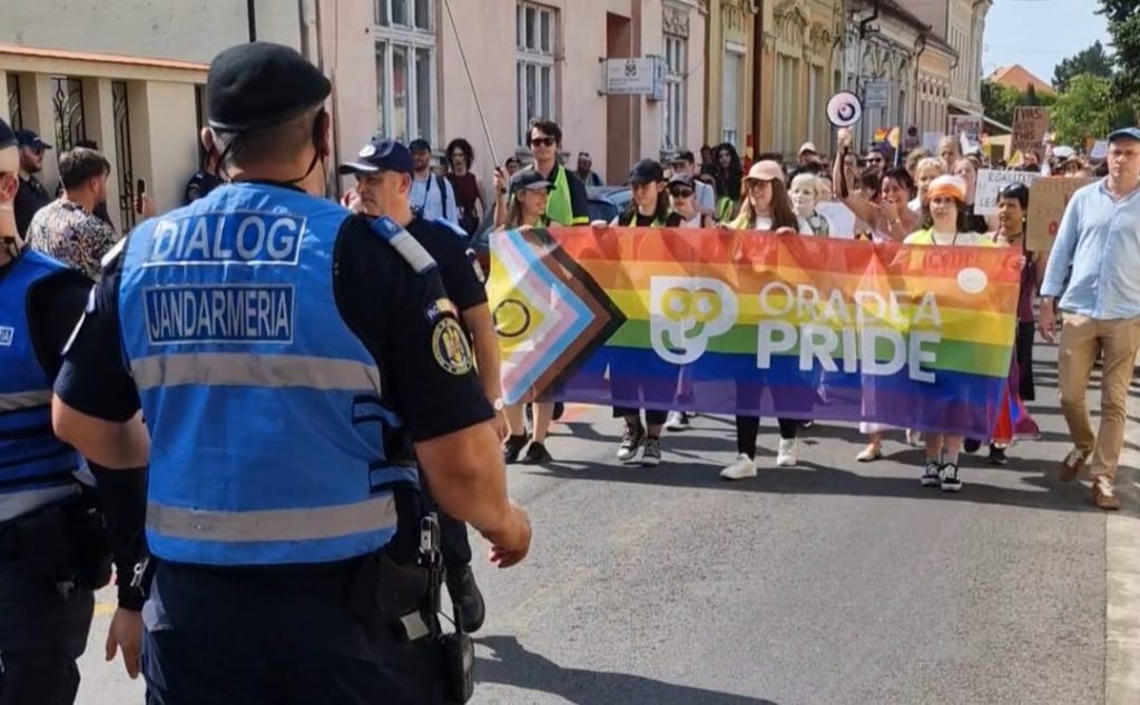Amenzi de aproape 20000 lei dupa Marsul Pride Oradea