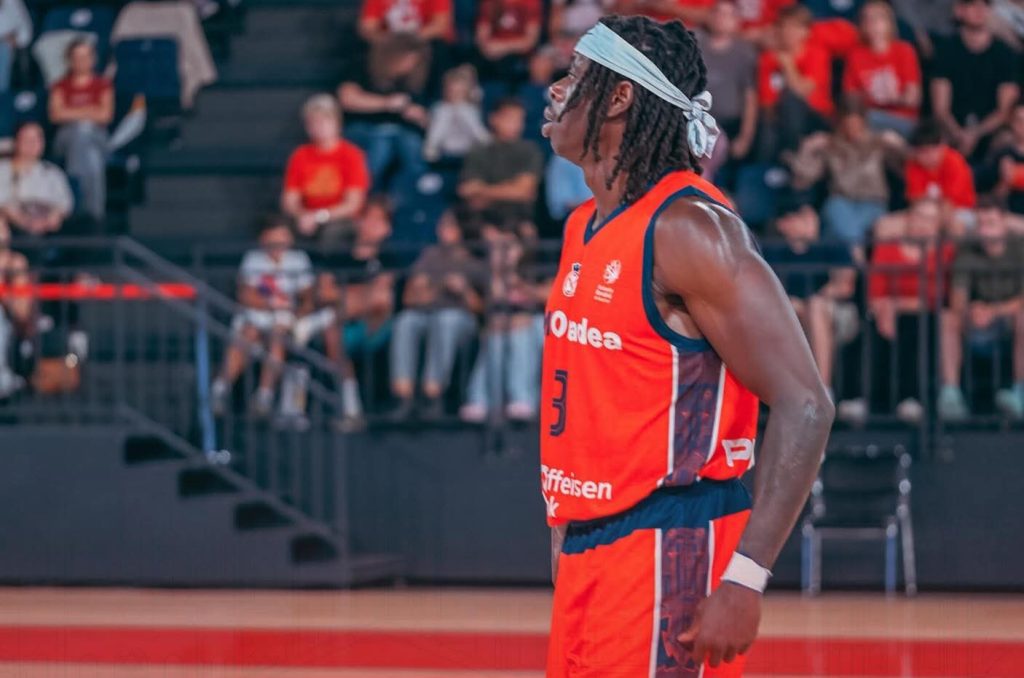 Debut victoriuos pentru CSM CSU Raiffeisen Oradea in Liga Nationala